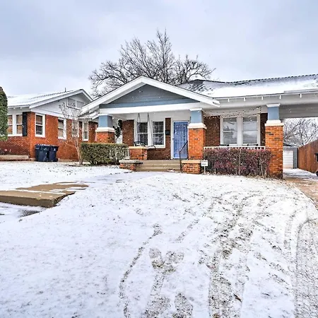 Pet-Friendly Okc Home, 3 Miles To Downtown!